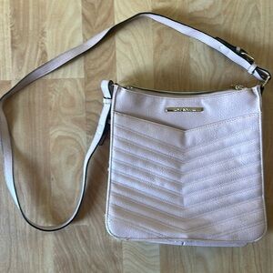 Steve Madden Purse Crossbody pink small quilt design